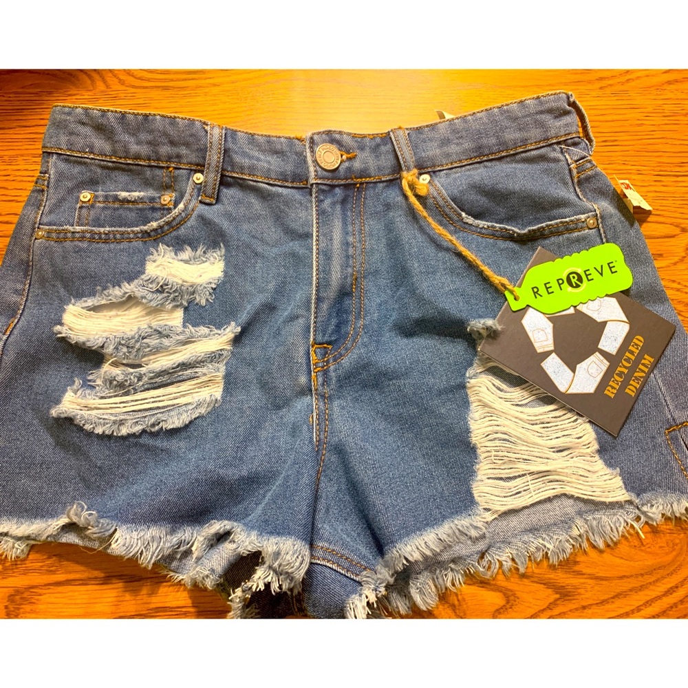 Indigo Rein Super High Rise Shorts. Size 9/28